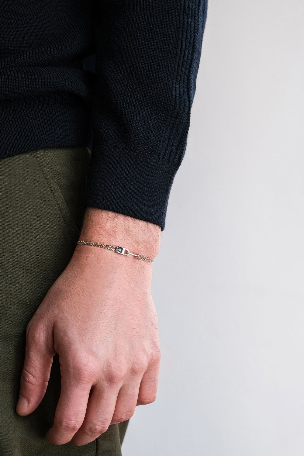 Aleyna Cebeci Jewelry-Arm In Arm Bileklik, 925 Ayar Gümüş, Pırlanta-Bileklik-2-roqelvaxirum.shop