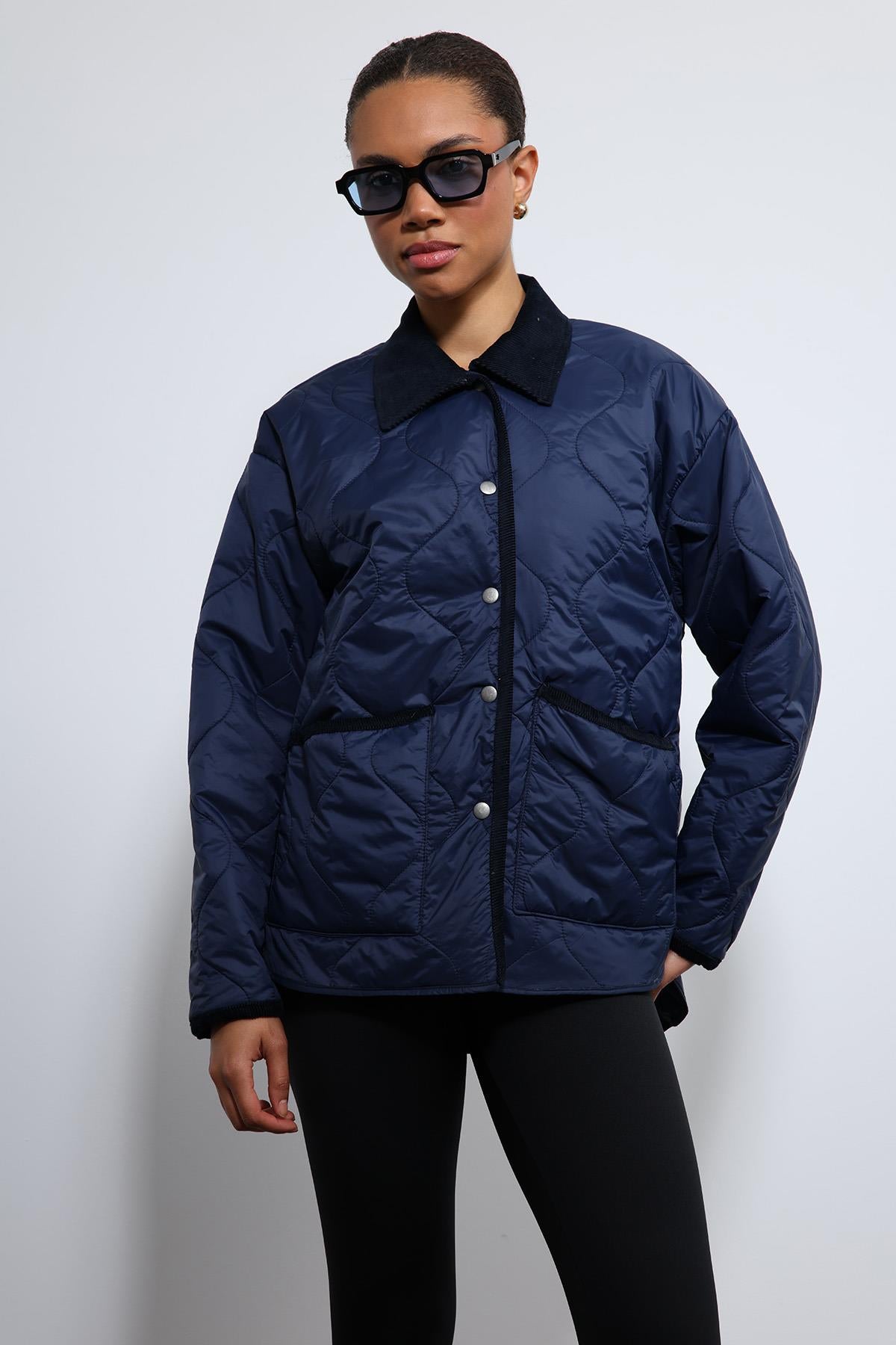 Antioch-Lacivert Kontrast Yaka Desenli Mont-Mont-3-roqelvaxirum.shop