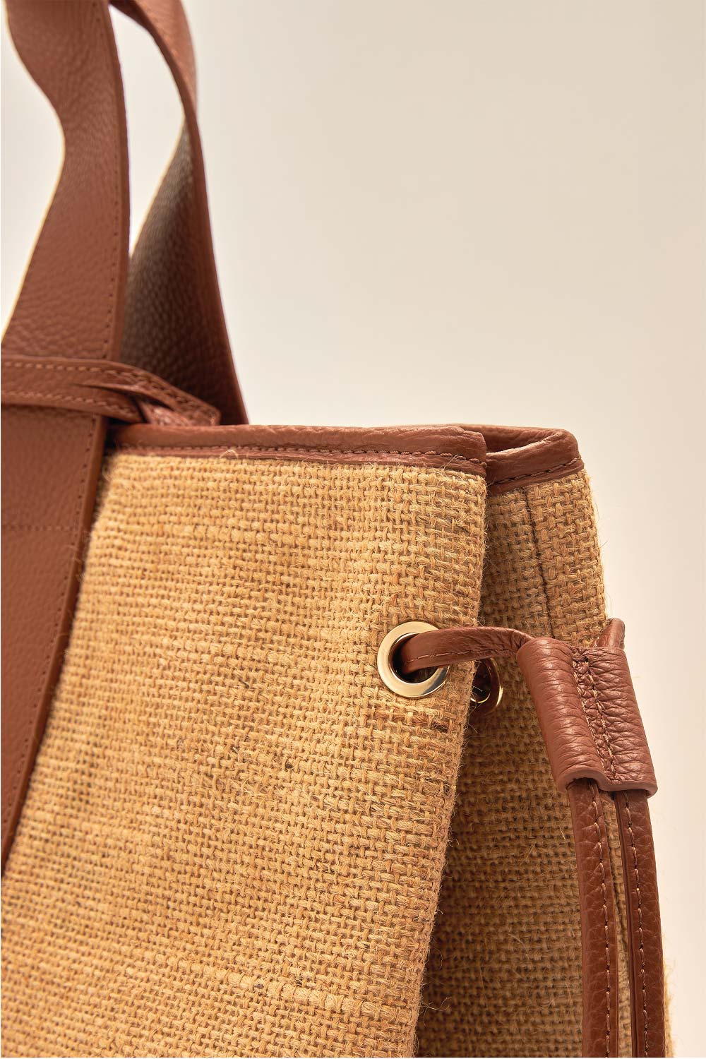 Minos Cognac - 8