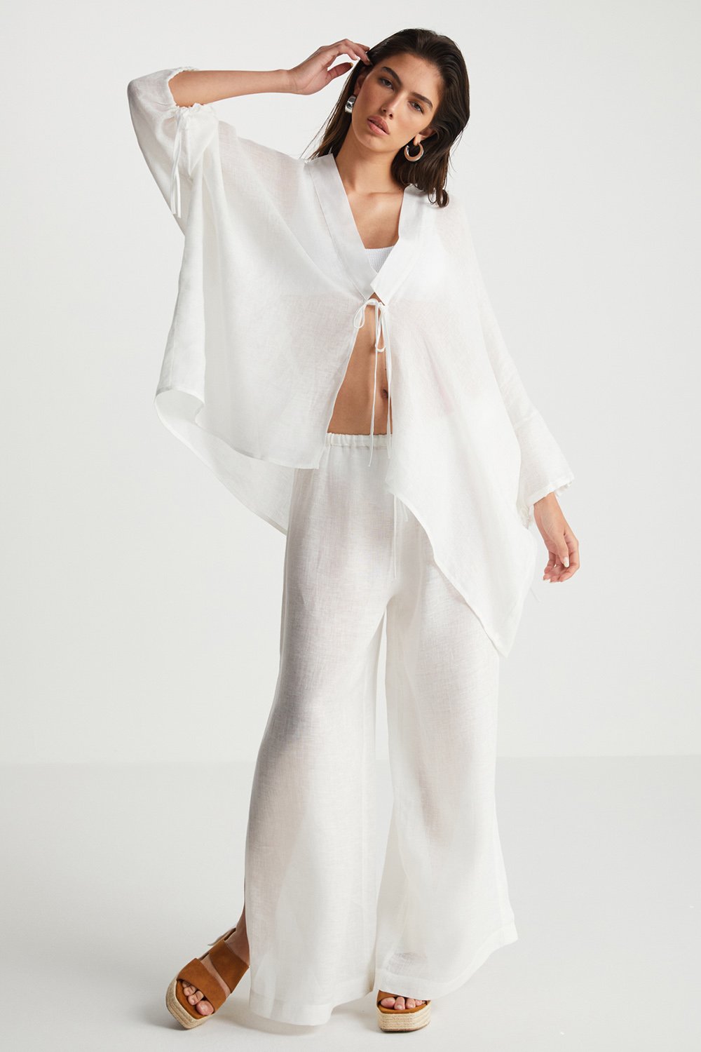 Boneqa Barcelona-Beyaz Keten Kaftan-Gömlek-1-roqelvaxirum.shop