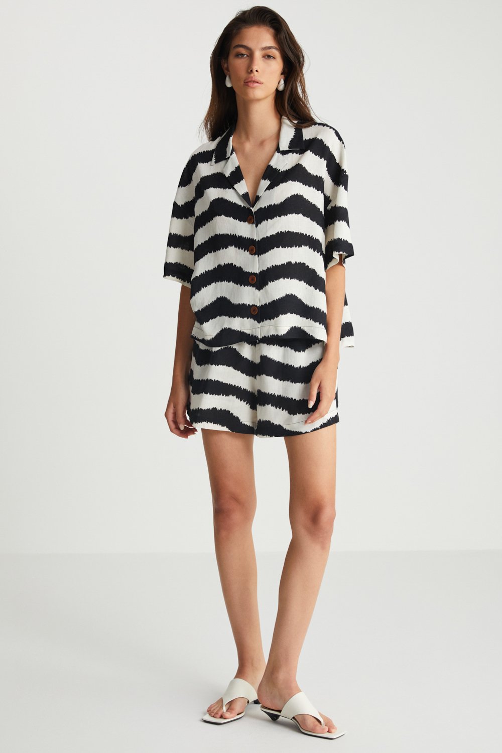 Boneqa Barcelona-Zebra Desenli Gömlek-Gömlek-4-roqelvaxirum.shop