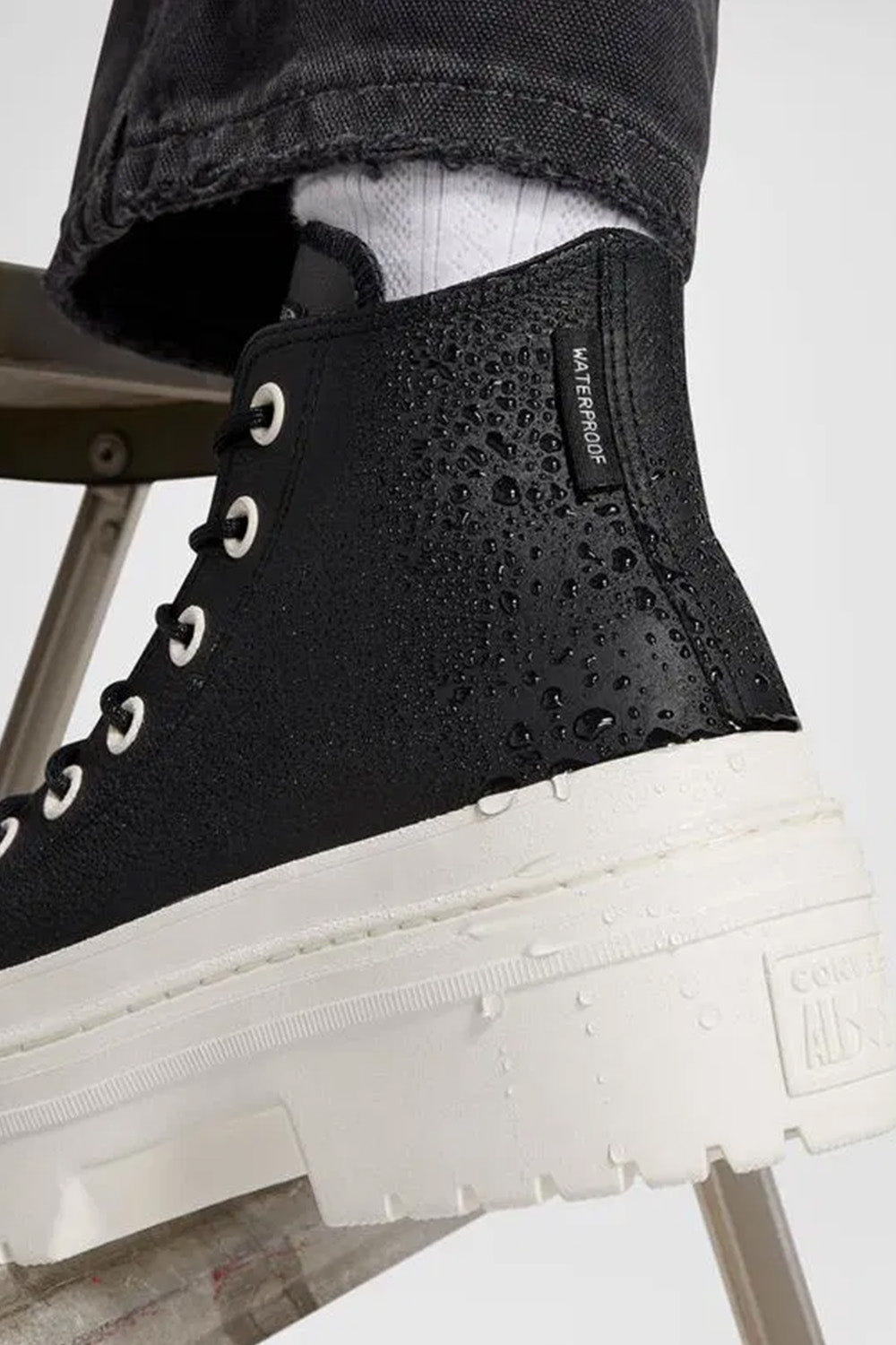 Converse-Chuck Taylor All Star Lugged Heal Platform Siyah Kadın Deri Bot-Bot-7-roqelvaxirum.shop