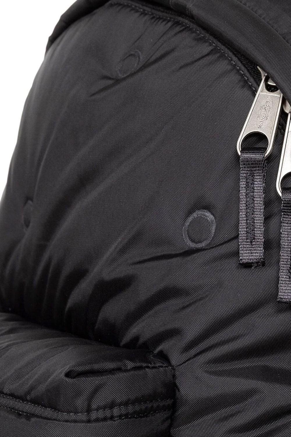 Eastpak-Padded Pak'r Puff Black-Sırt Çantası-7-roqelvaxirum.shop