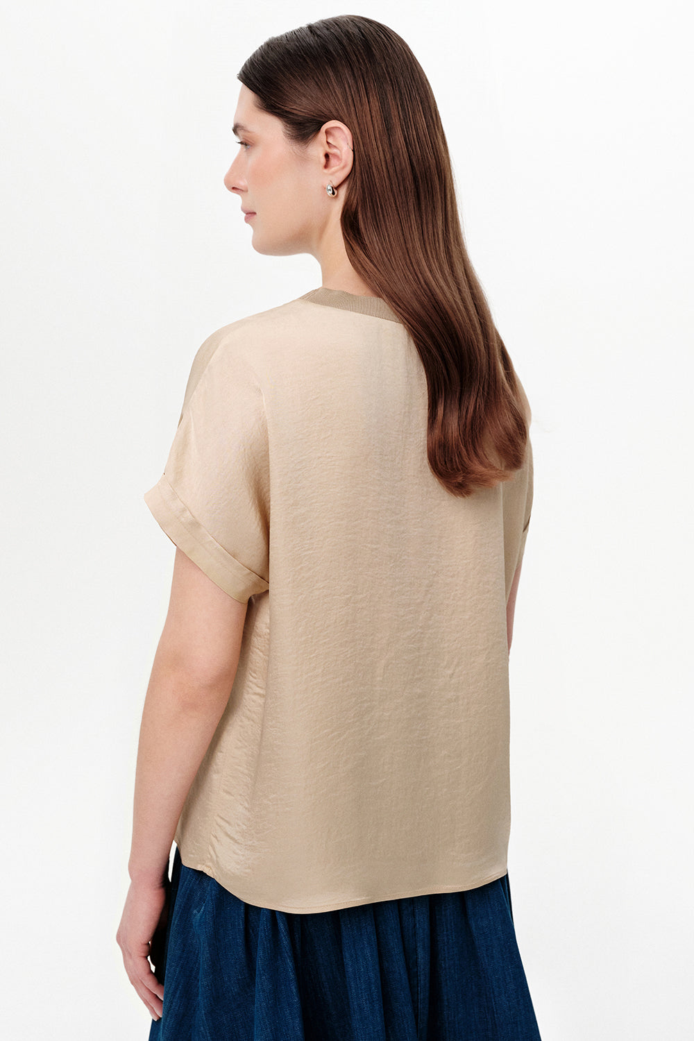 Exquise-Bisiklet Yaka Ribanalı Saten Yüzeyli Regular Bej Bluz-Bluz-4-roqelvaxirum.shop
