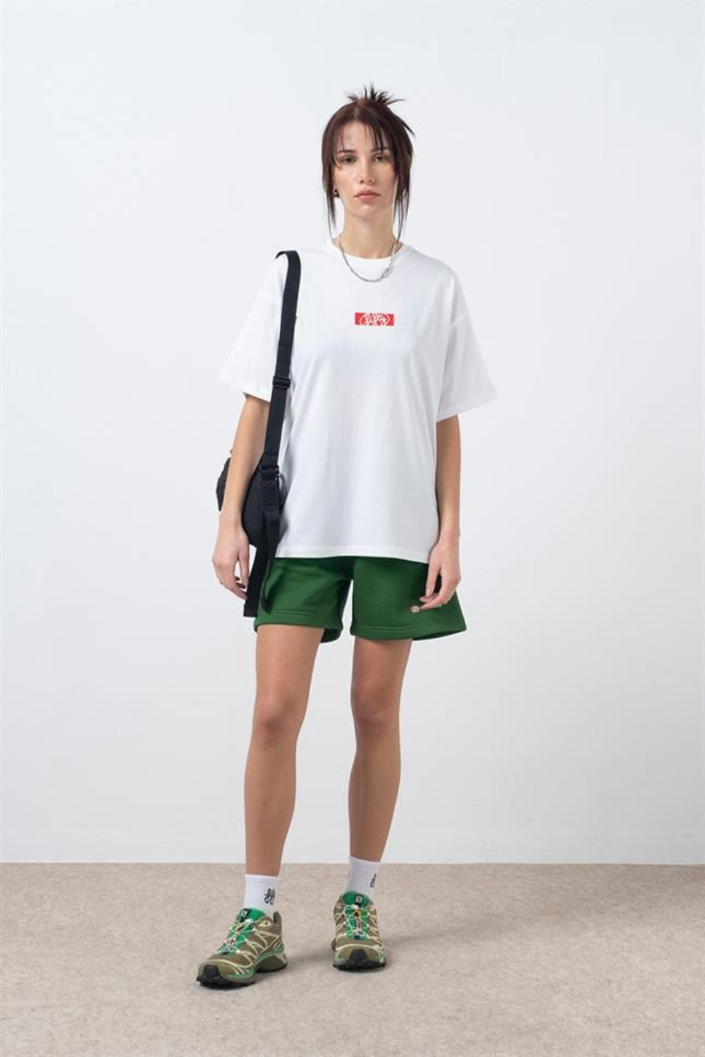 Fifty Pieces-Beyaz Oversize Sırt Baskılı T-Shirt-T-Shirts-1-roqelvaxirum.shop