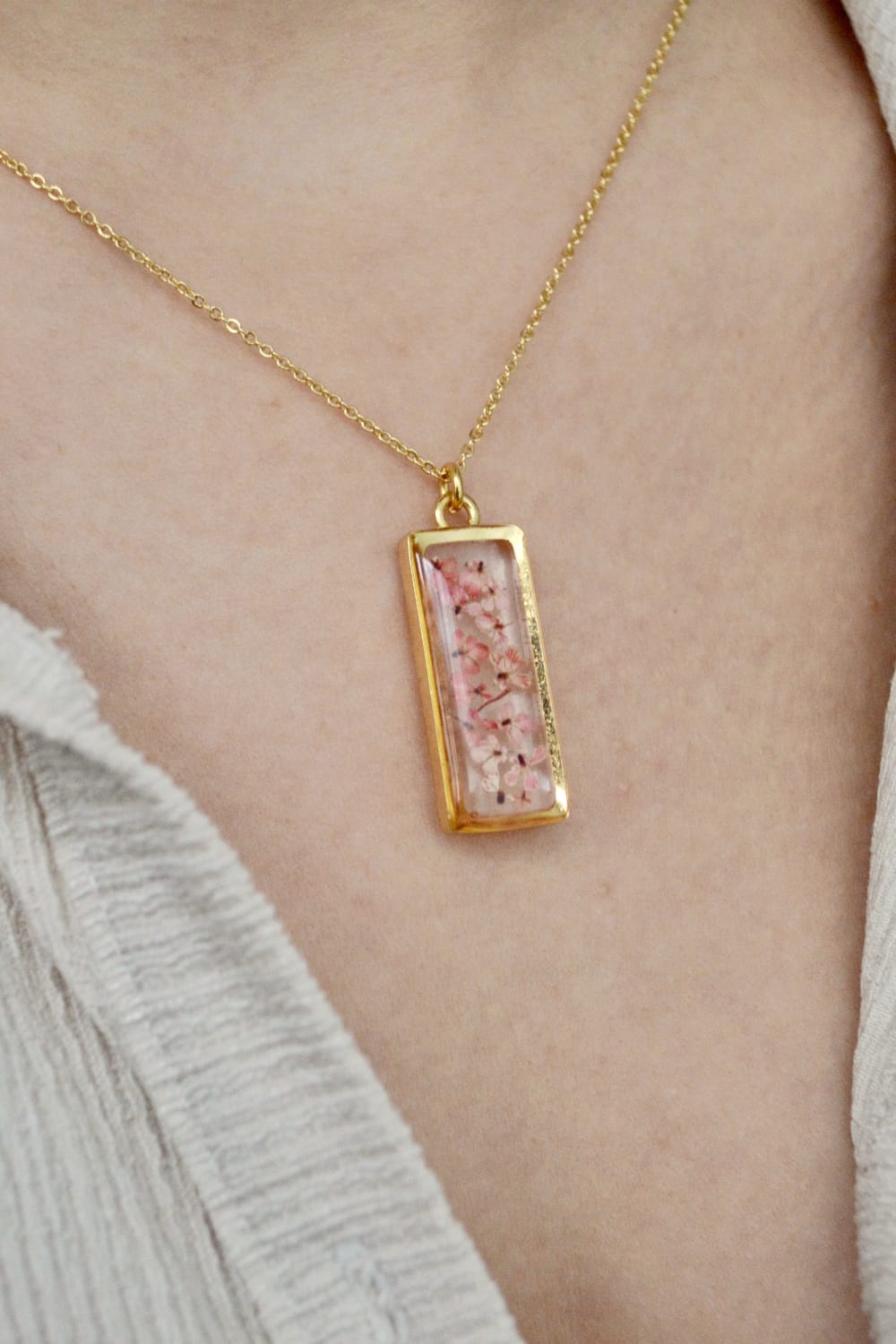 Fiorel Design-Depth Of Pink Rectangle Kolye-Kolye-2-roqelvaxirum.shop