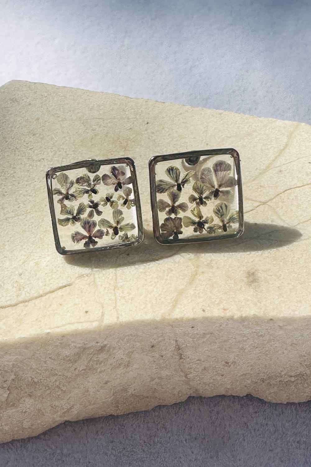 Fiorel Design-Teeny Weeny Square Rhodium - Lilac-Küpe-1-roqelvaxirum.shop