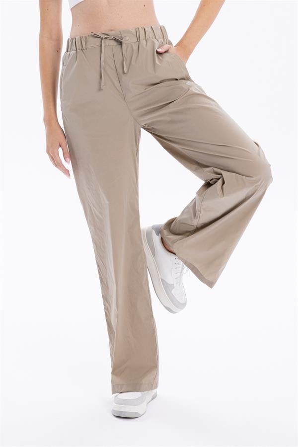 GMG Firenze-Gofre Desenli Bağcıklı Regular Kadın Dokuma Pantolon-//Özel Fi̇yatlar-4-roqelvaxirum.shop