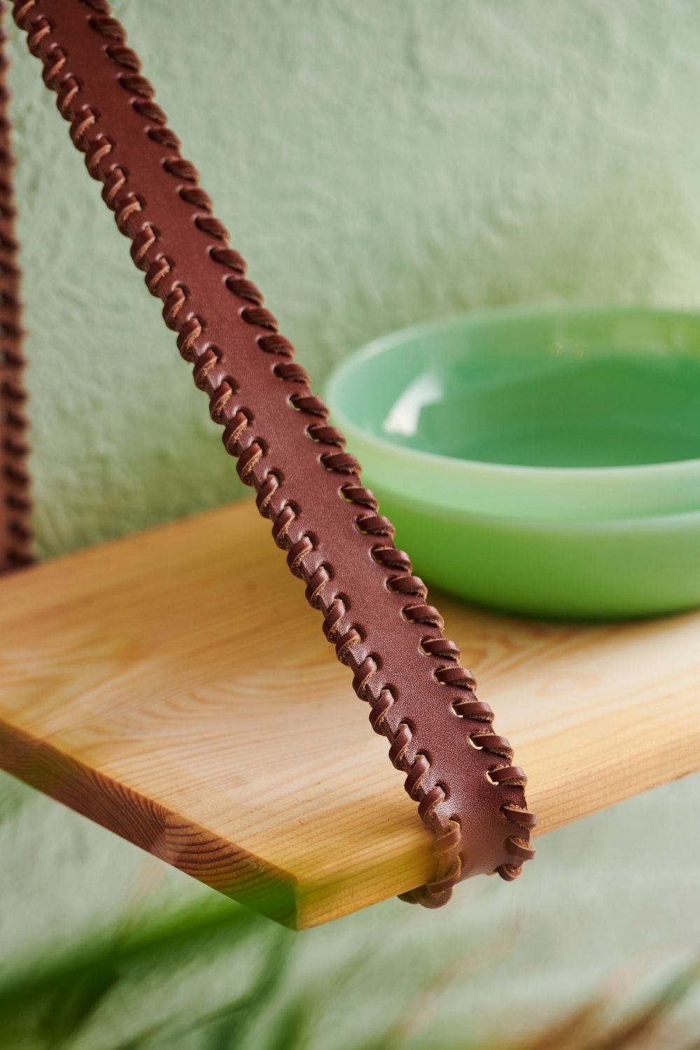 Gardin Leather-Deri Kemer Ahşap Raf-Duvar Rafı-2-roqelvaxirum.shop