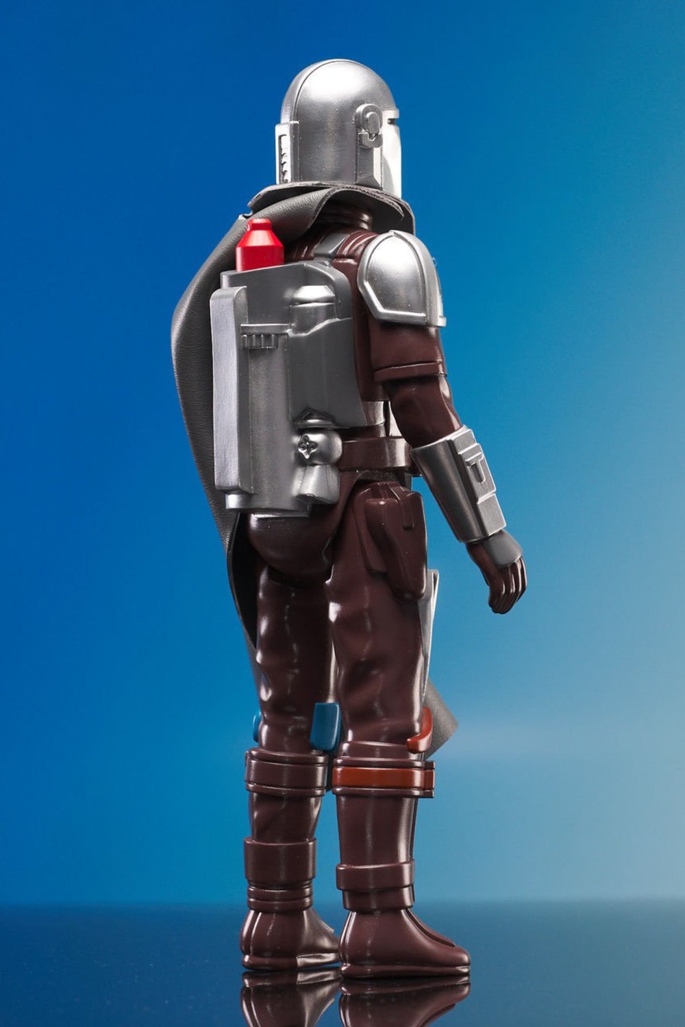 Gentle Giant Ltd.-Star Wars: The Mandalorian - The Mandalorian Beskar Concept Jumbo Figür-Figürler-5-roqelvaxirum.shop