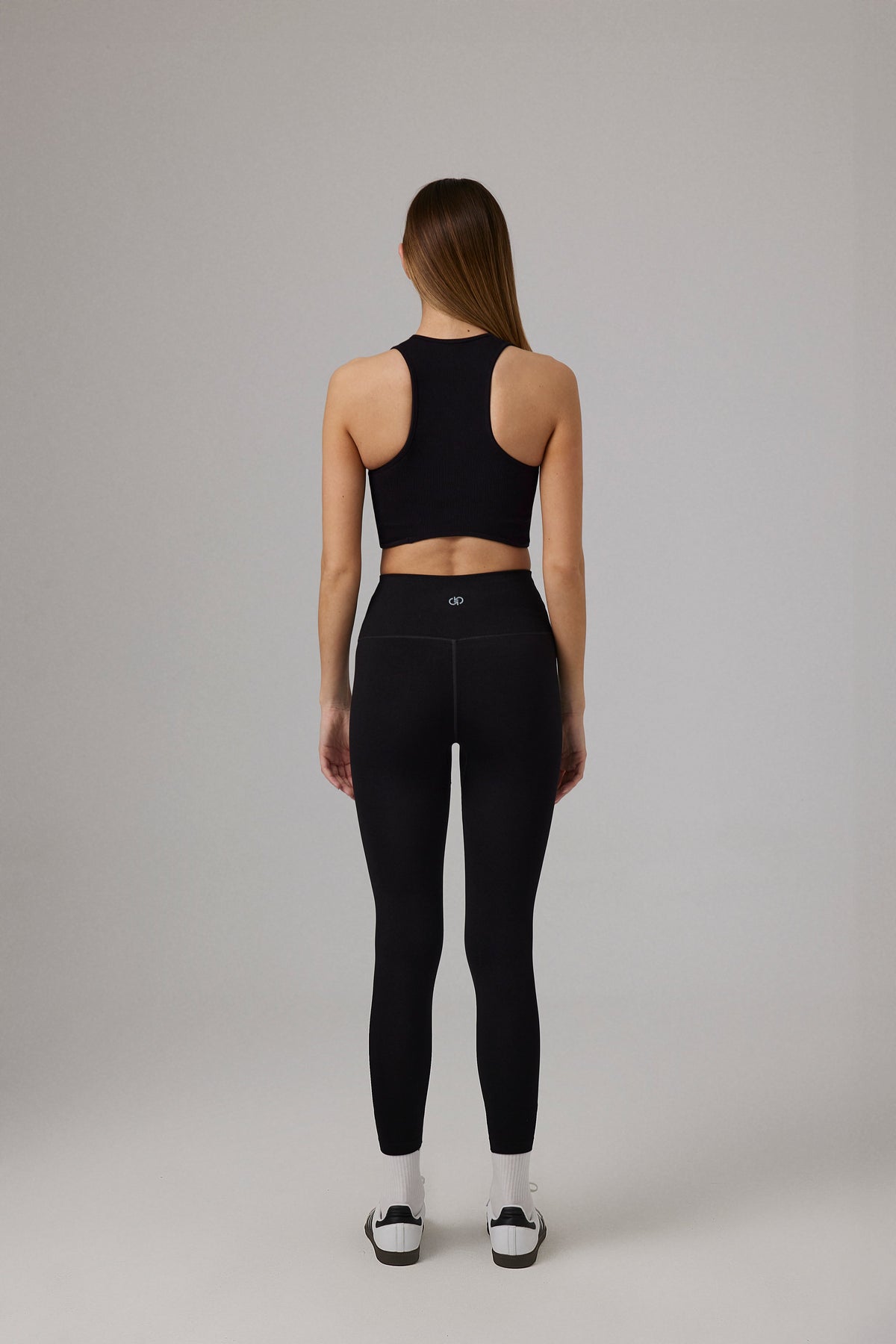 Glo Studio-Iris Seamless Bra Onyx-Bralet-4-roqelvaxirum.shop