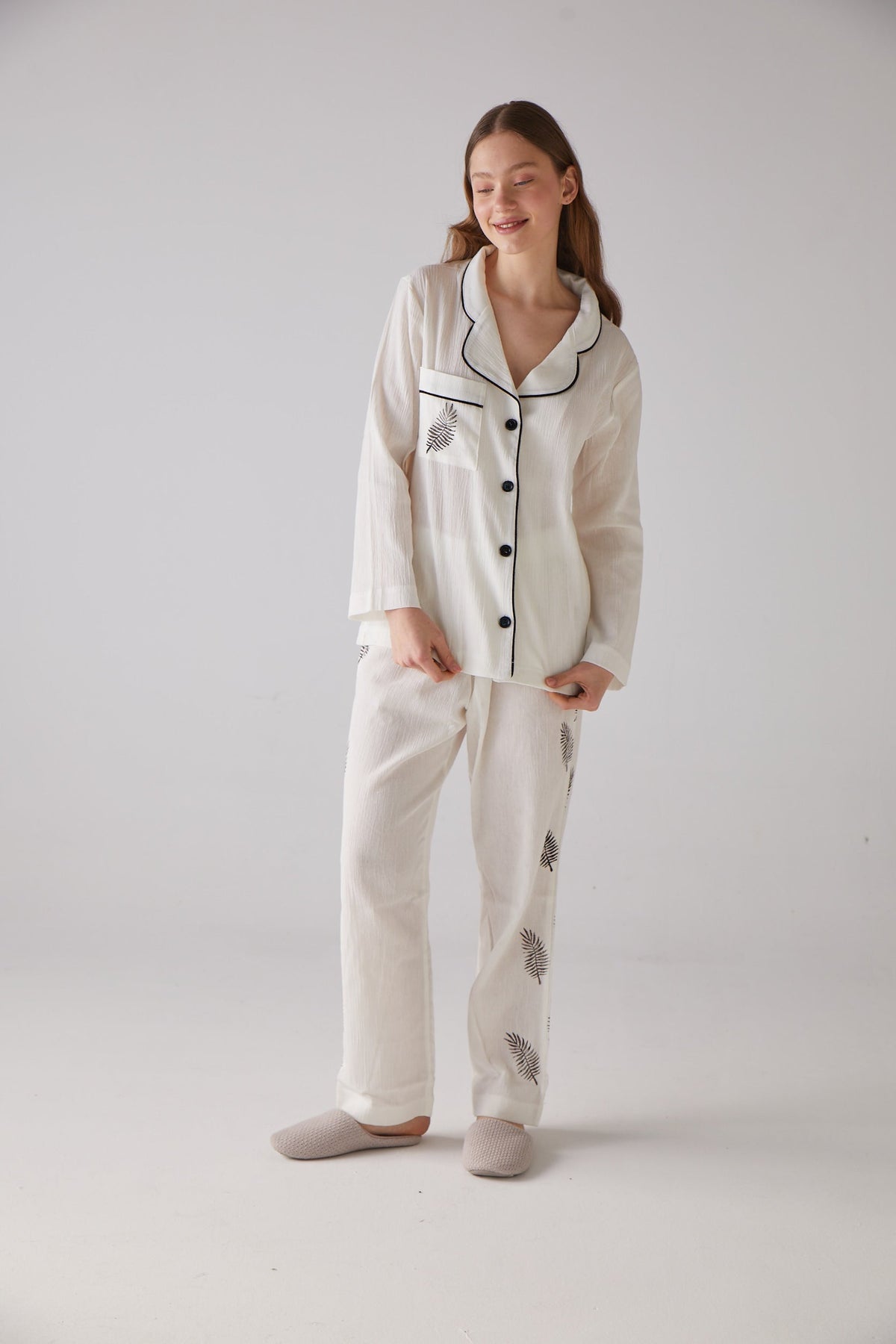 Handarte Los Angeles-Yaprak Desen Uzun Pijama Takımı-Pijama Takımı-1-roqelvaxirum.shop