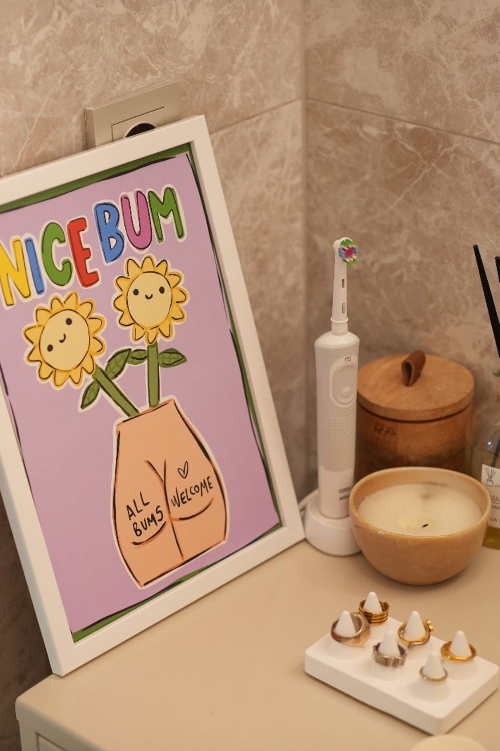 Hello Melody-Nice Bum Baskı-Tablo-3-roqelvaxirum.shop