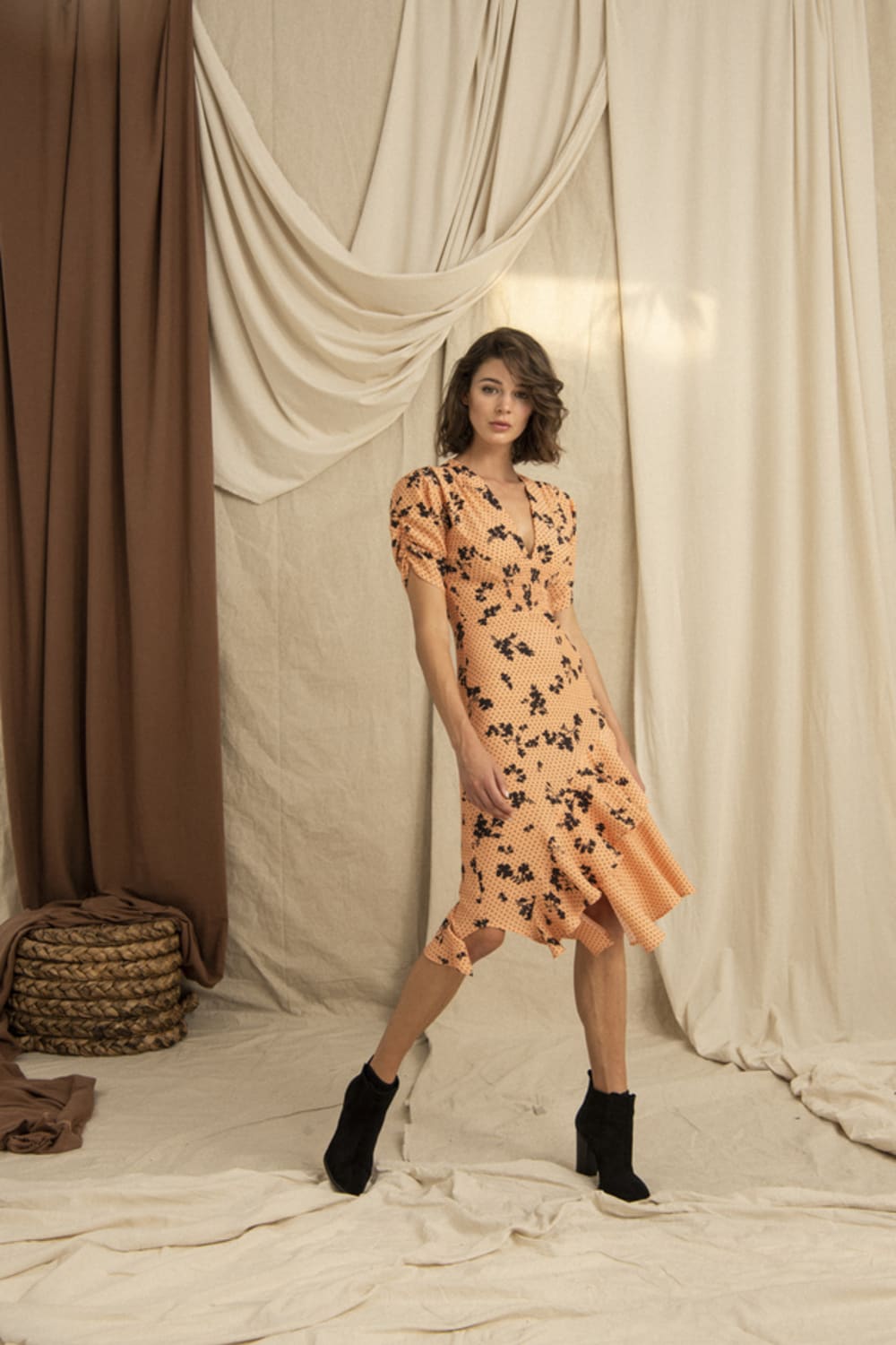 Hip + Happen-Fiona Somon-Elbise-2-roqelvaxirum.shop