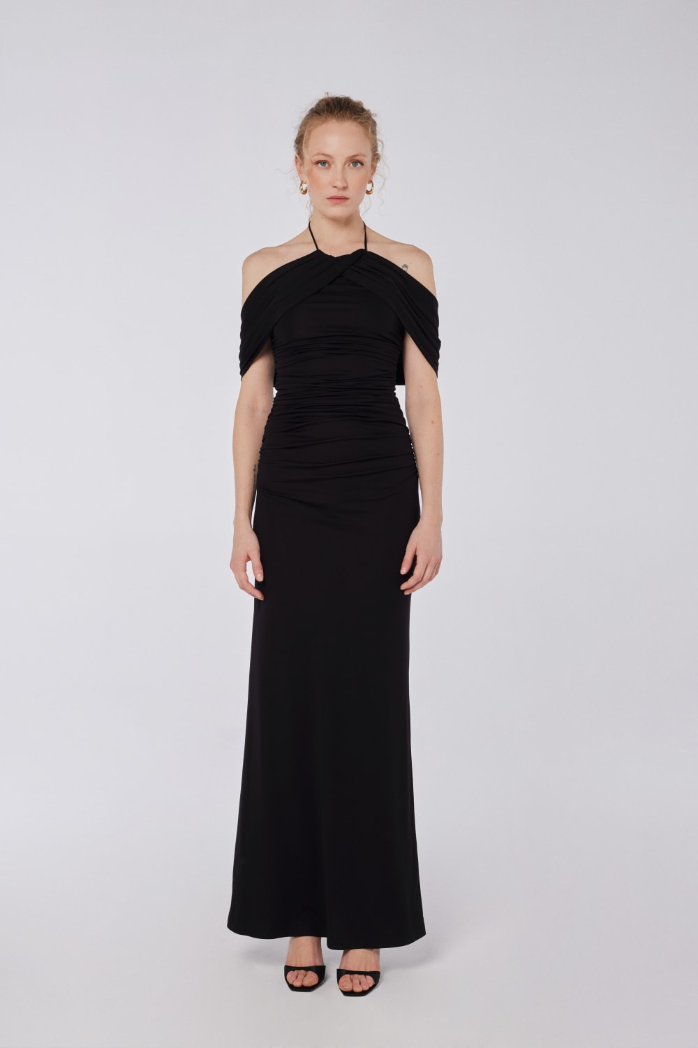 House of IKA-Omuz Detaylı Halter Yaka Elbise-Elbise-1-roqelvaxirum.shop