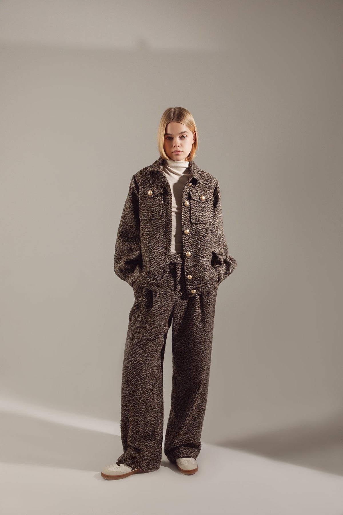 Deep Brown Wool-Blend Quiet Luxury Suit
