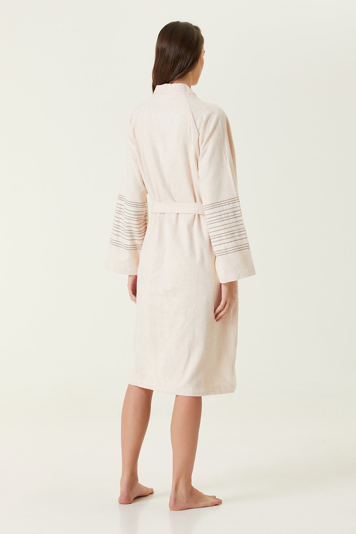 İRYA-Serin Kadın Bornoz-Bornoz-5-roqelvaxirum.shop