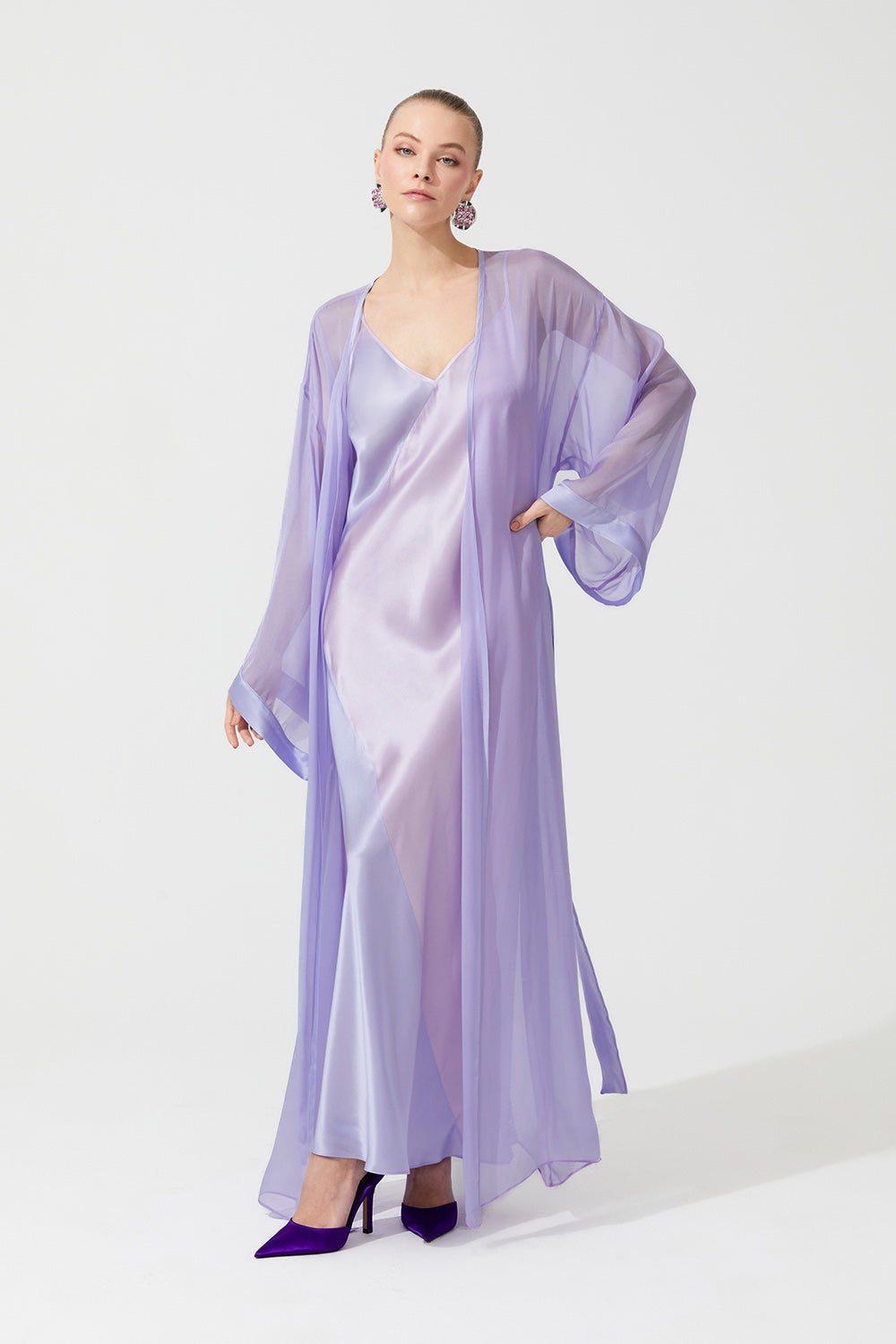 İpek Kıramer-Deco Silk Robe Lila Pink-Sabahlık-1-roqelvaxirum.shop