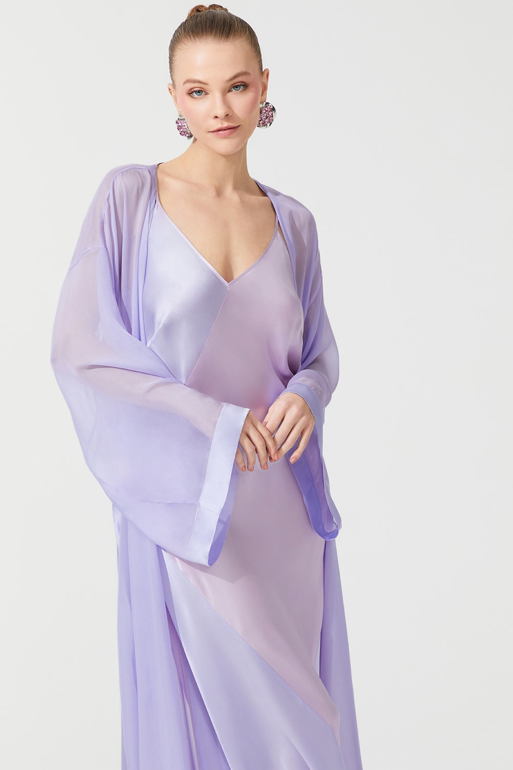 İpek Kıramer-Deco Silk Robe Lila Pink-Sabahlık-2-roqelvaxirum.shop