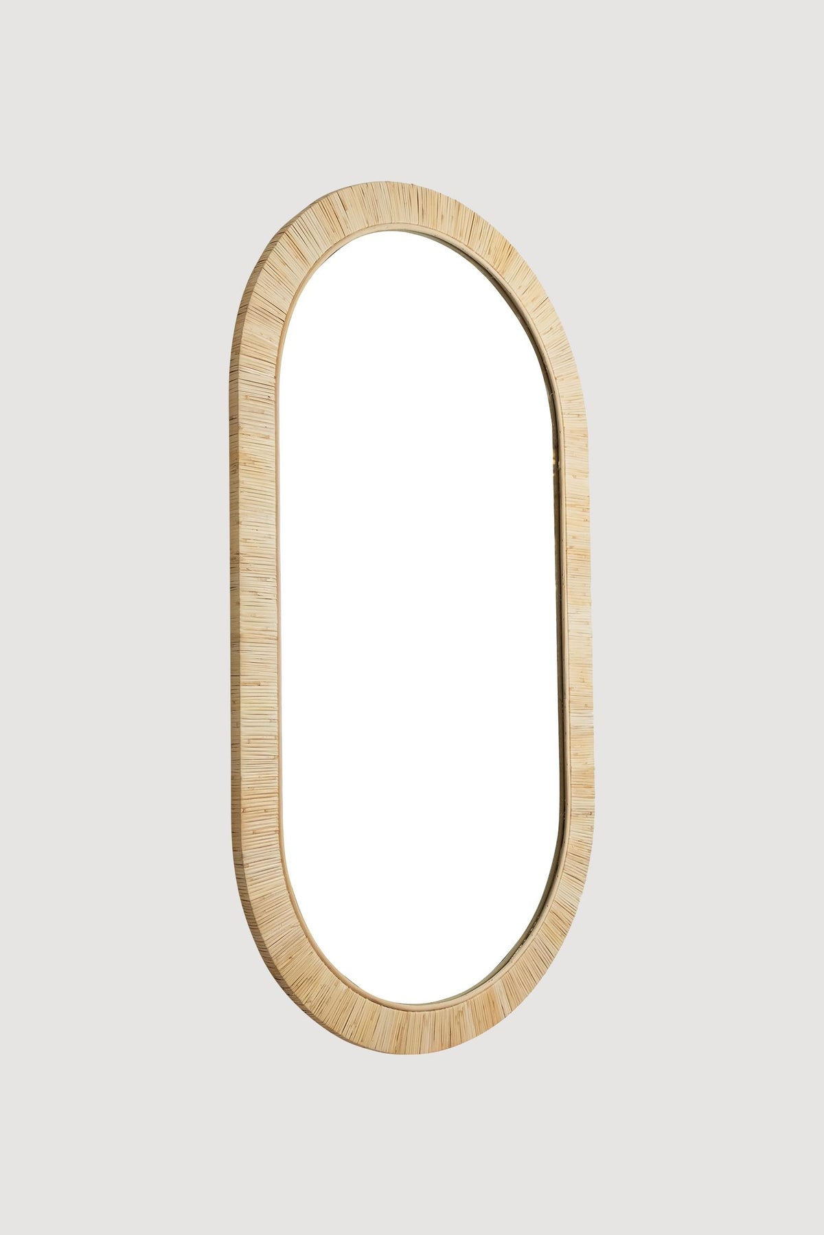 Lasttouch-Reflet Ayna-Ayna-2-roqelvaxirum.shop