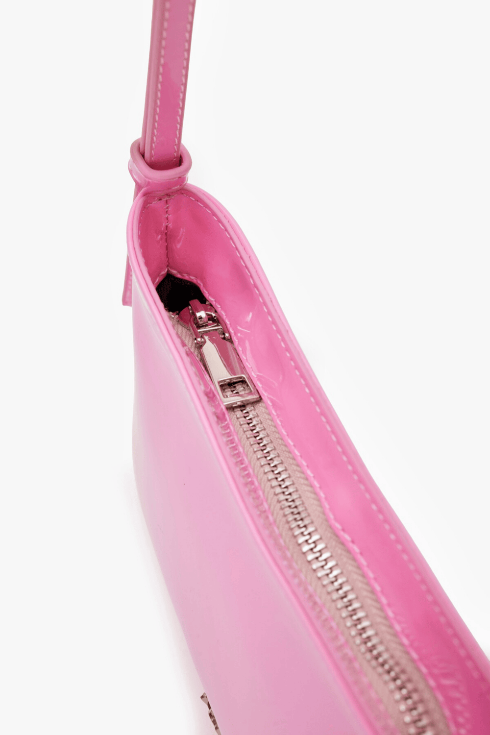 Loventa-Kemer Detaylı Omuz Çantası Rugan Pembe Eleanor-Omuz Çantası-7-roqelvaxirum.shop