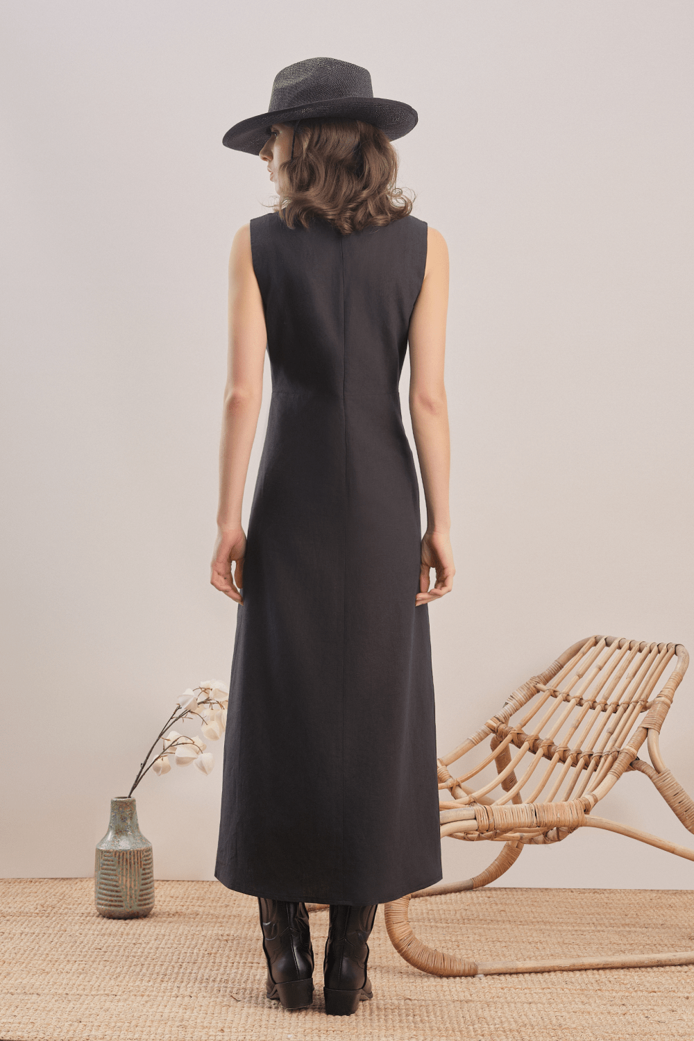 Mavlo-Midnight Bloom Nakışlı Midi Elbise-Elbise-4-roqelvaxirum.shop