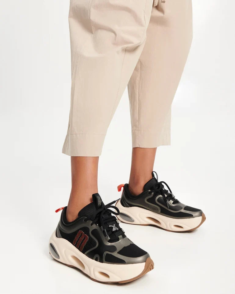 X Loop Sneaker