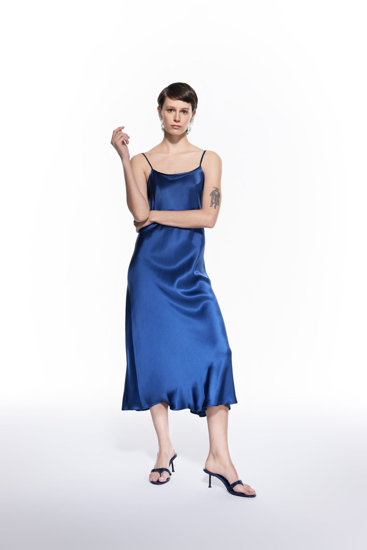 Mers Silk-Dian Silk Nightdress-9-roqelvaxirum.shop