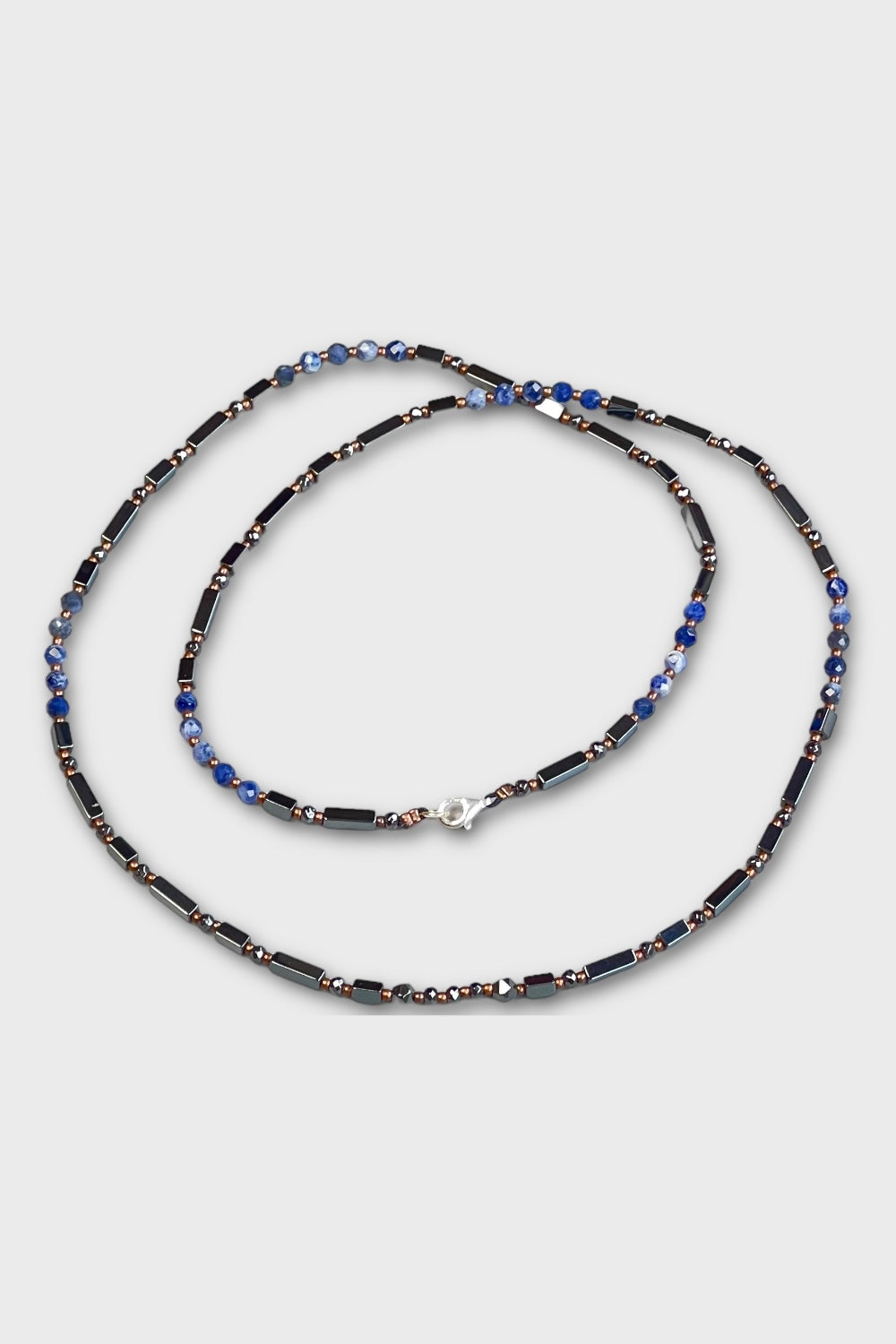 Mey Atelier-Hemla – Faset Kesim Lapis Siyah Hematit Uçsuz Unisex Kolye-Kolye-2-roqelvaxirum.shop