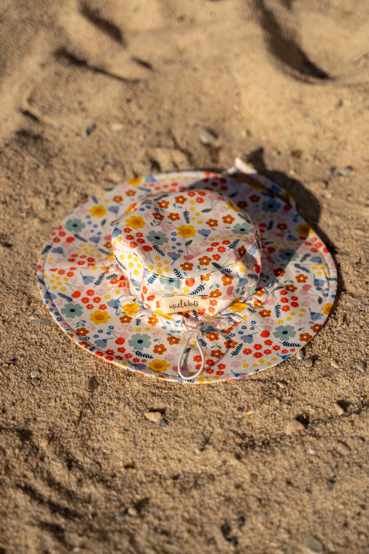 Uv Korumalı Pretty Floral Şapka