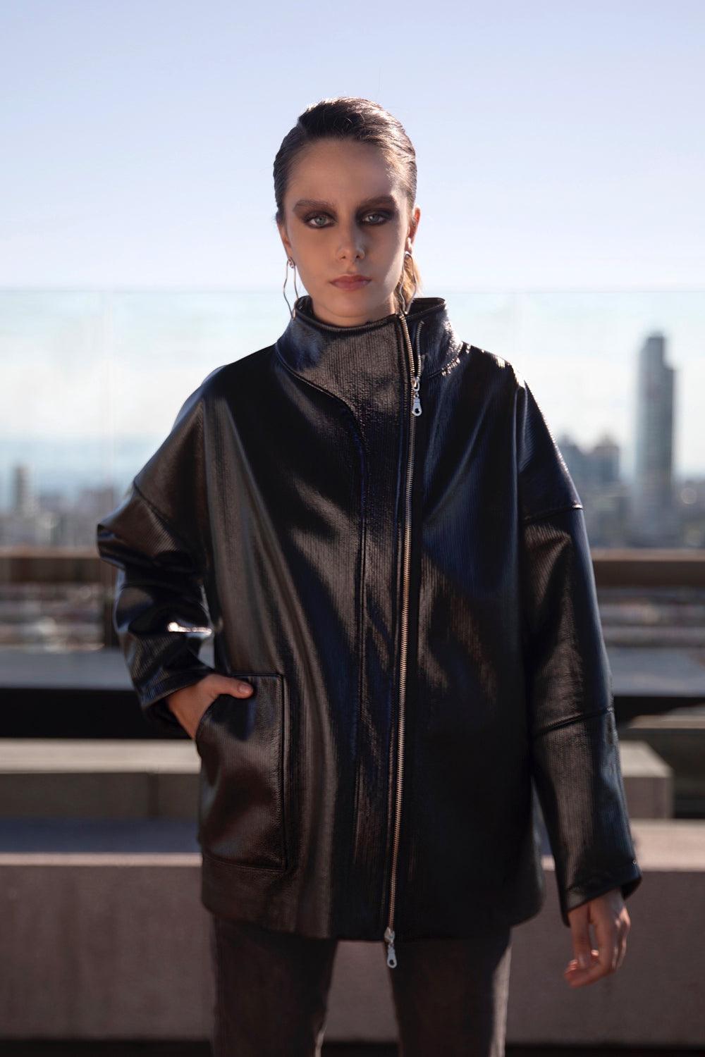 Nil Ergüven-Noir Biker Mont-Mont-1-roqelvaxirum.shop