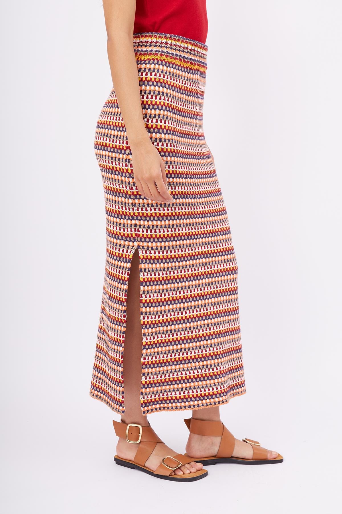 Peraluna-Frida Long Skirt Beli Lastikli Dar Kesim Yan Yırtmaçlı 90 Cm Kadın Triko Etek-Etek-3-roqelvaxirum.shop