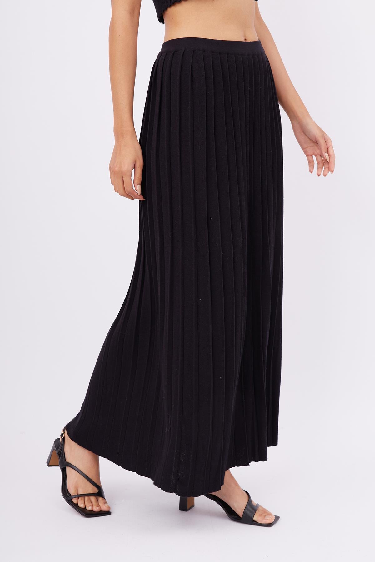 Peraluna-Maxi Skirt Maxi Boy Pileli Kadın Triko Etek Siyah-Etek-4-roqelvaxirum.shop