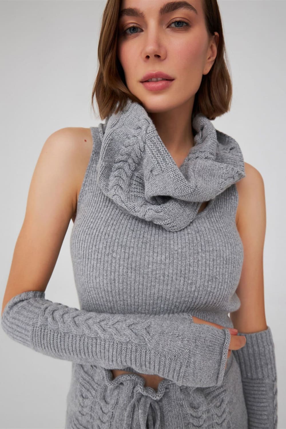 Peraluna-Saç Örgü Desenli Kaşmir Karışımlı Uzun Kadın Triko Eldiven-Eldiven-16-roqelvaxirum.shop