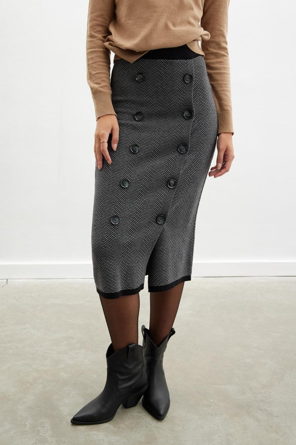 Peraluna-Styleboom X Cheshire Skirt Balıksırtı Desen Midi Boy Kadın Triko Etek-Etek-5-roqelvaxirum.shop