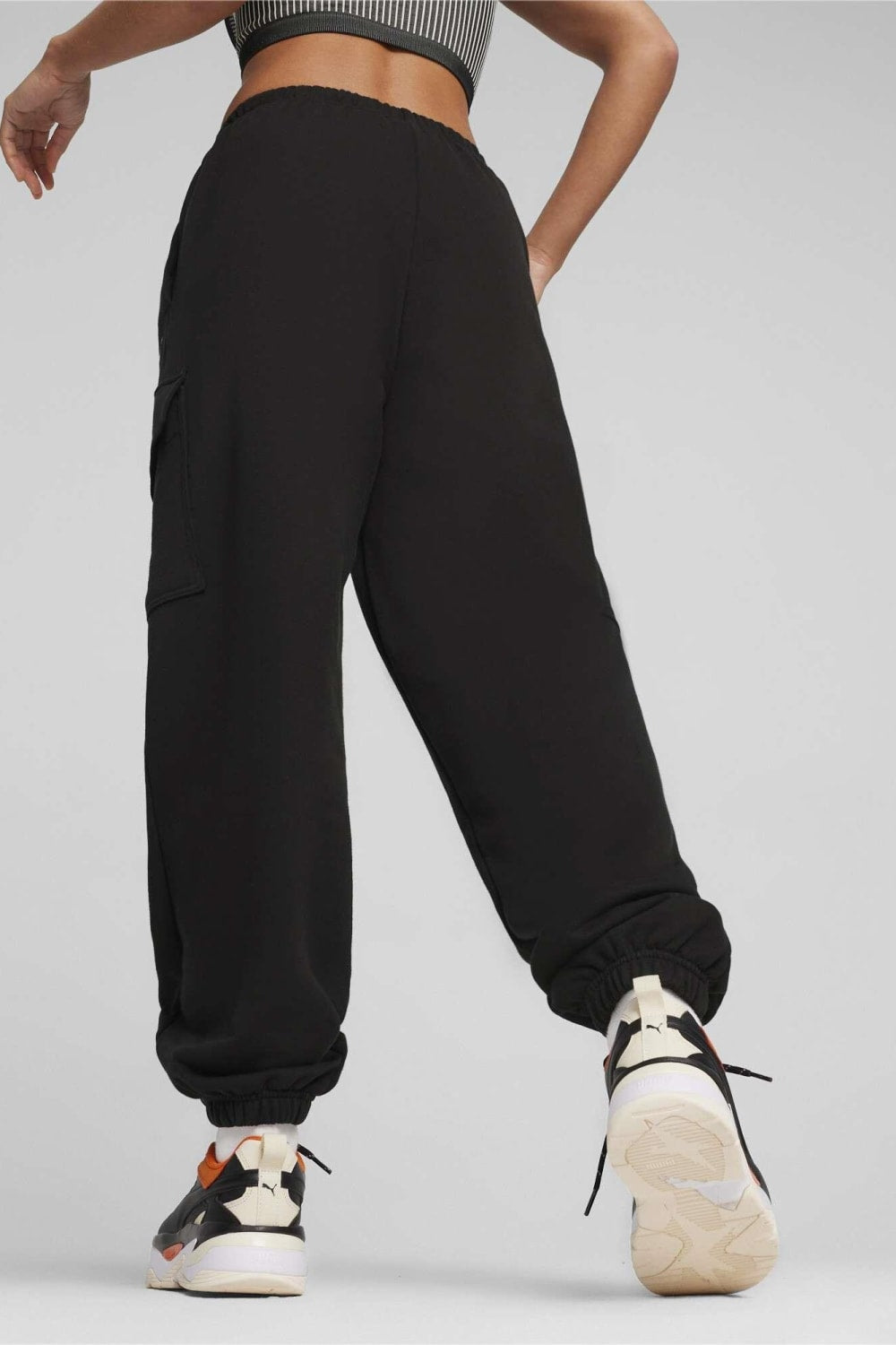 Puma-DARE TO Relaxed Sweatpants-Eşofman-2-roqelvaxirum.shop