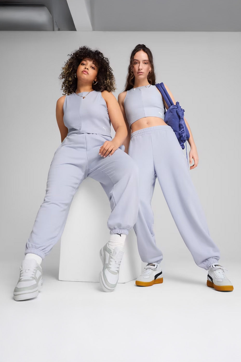 Puma-ESS Relaxed Sweatpants op Modern-Eşofman-2-roqelvaxirum.shop
