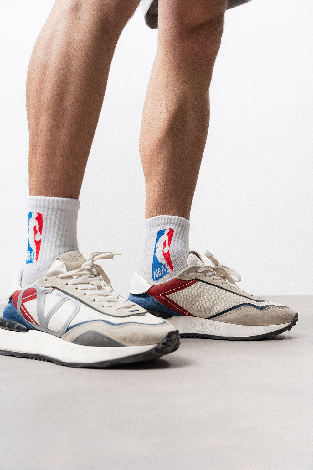 Respire-Unisex Basketbol Temalı Uzun Çorap Beyaz-Çorap-1-roqelvaxirum.shop
