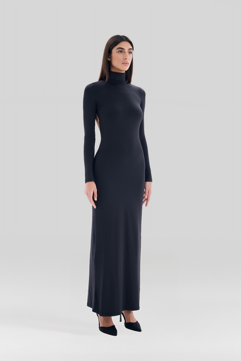 Sertaç Taşdelen-Sırt Dekolteli Uzun Siyah Elbise E 04-Elbise-2-roqelvaxirum.shop