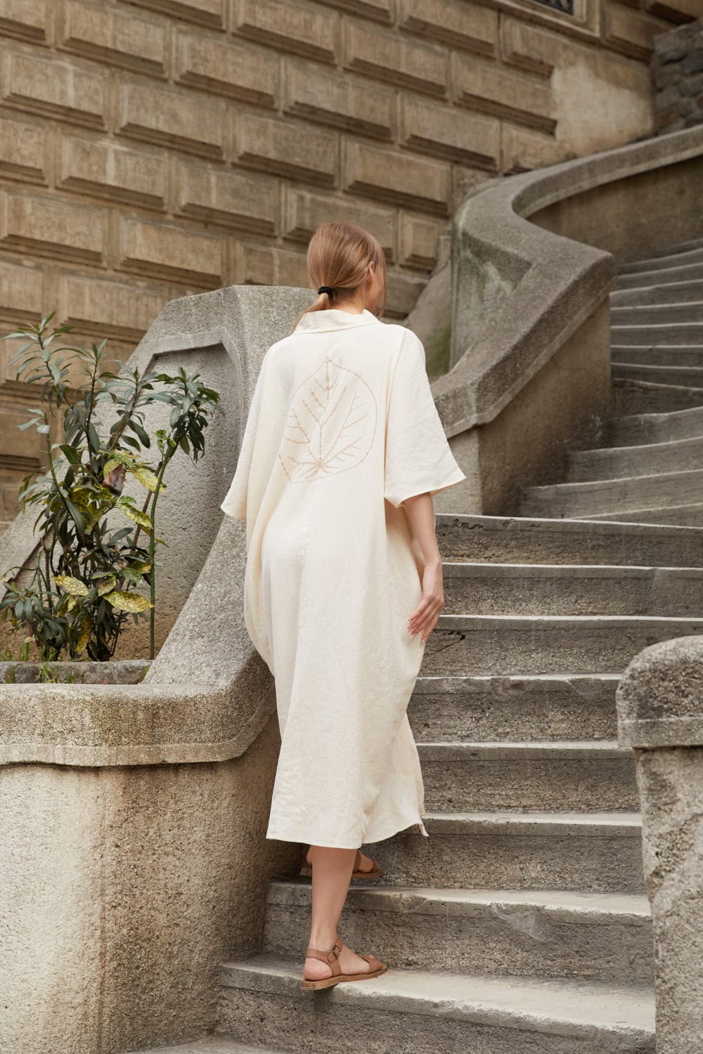 Sfida İstanbul-Doğal Kumaş Arka Baskılı Uzun Kaftan- Back Printed Lpng Caftan - Sf11-Elbise-5-roqelvaxirum.shop