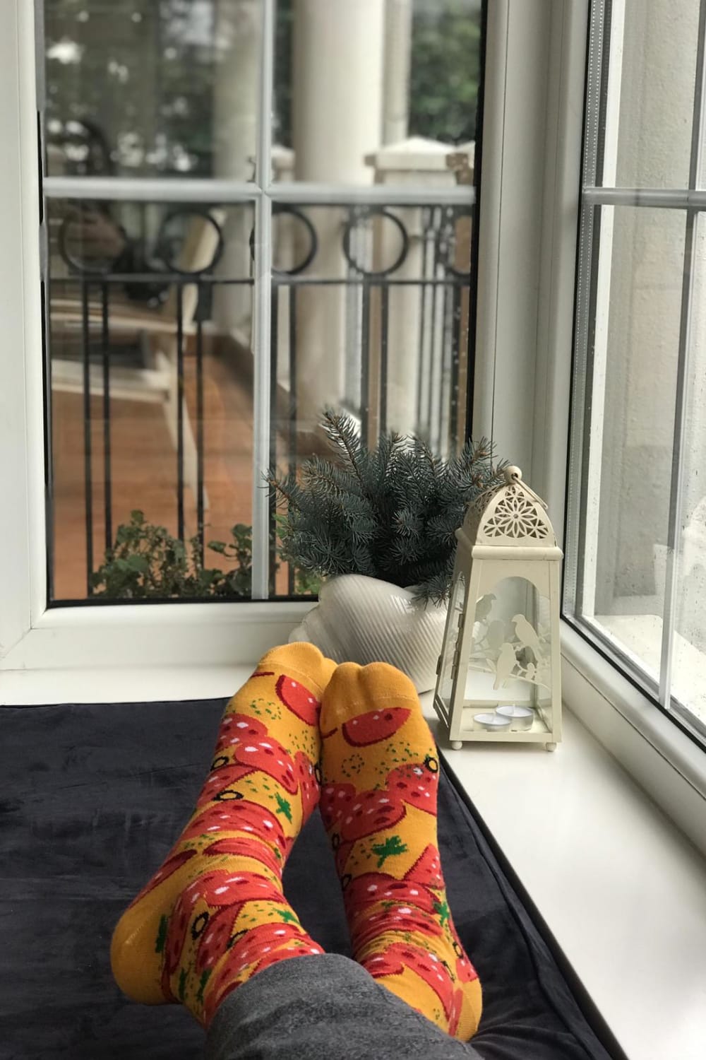 Socks + Stuff-Pepperoni Dilim Pizza Çorap-Çorap-4-roqelvaxirum.shop