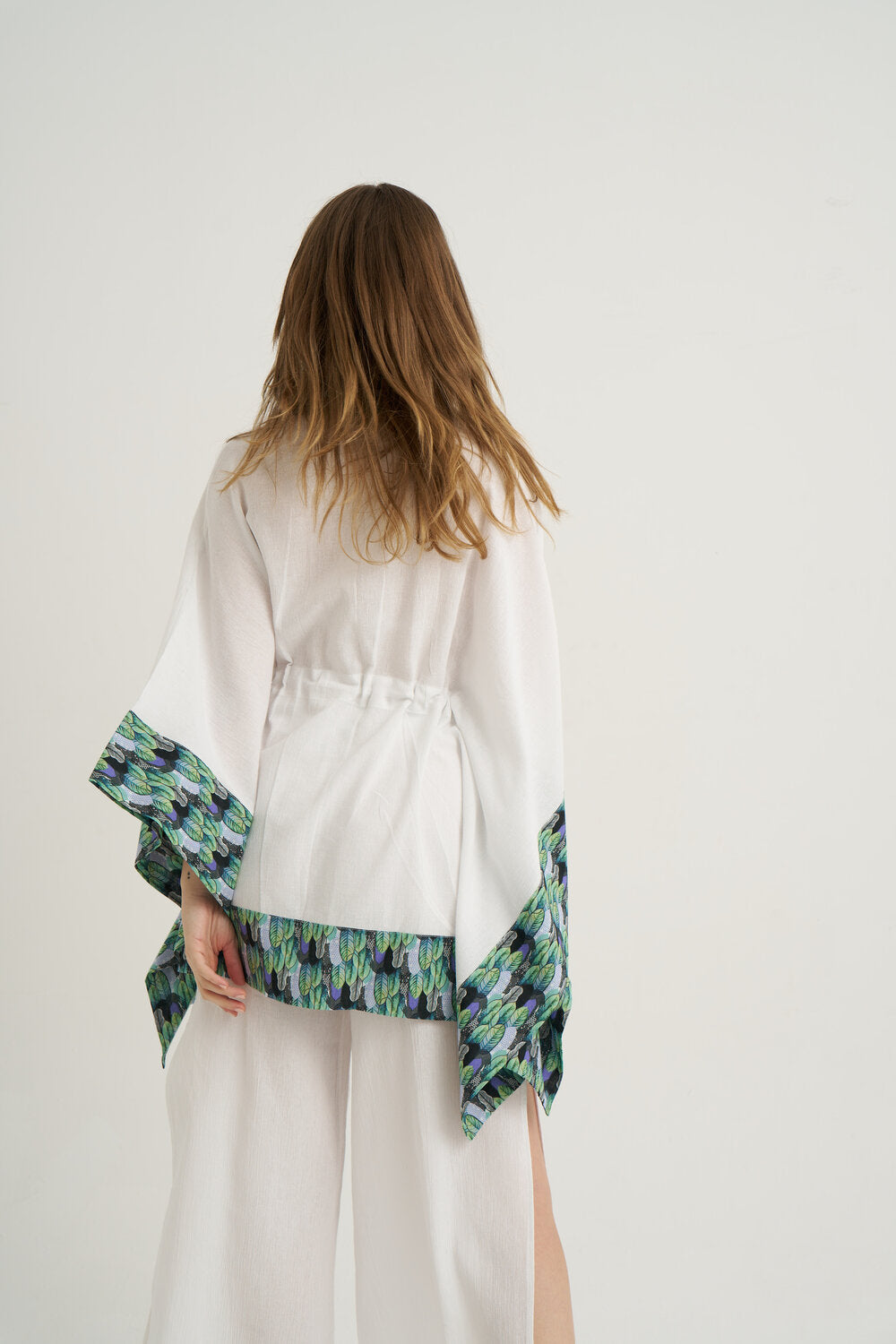 Unexpectedone-Summer Queen Kimono - Leaves-Kimono-5-roqelvaxirum.shop