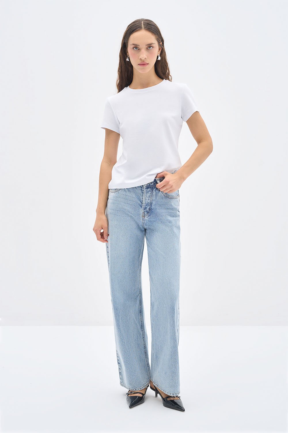 Wear Three Points-White Ribana T-shirt-T-Shirts-1-roqelvaxirum.shop