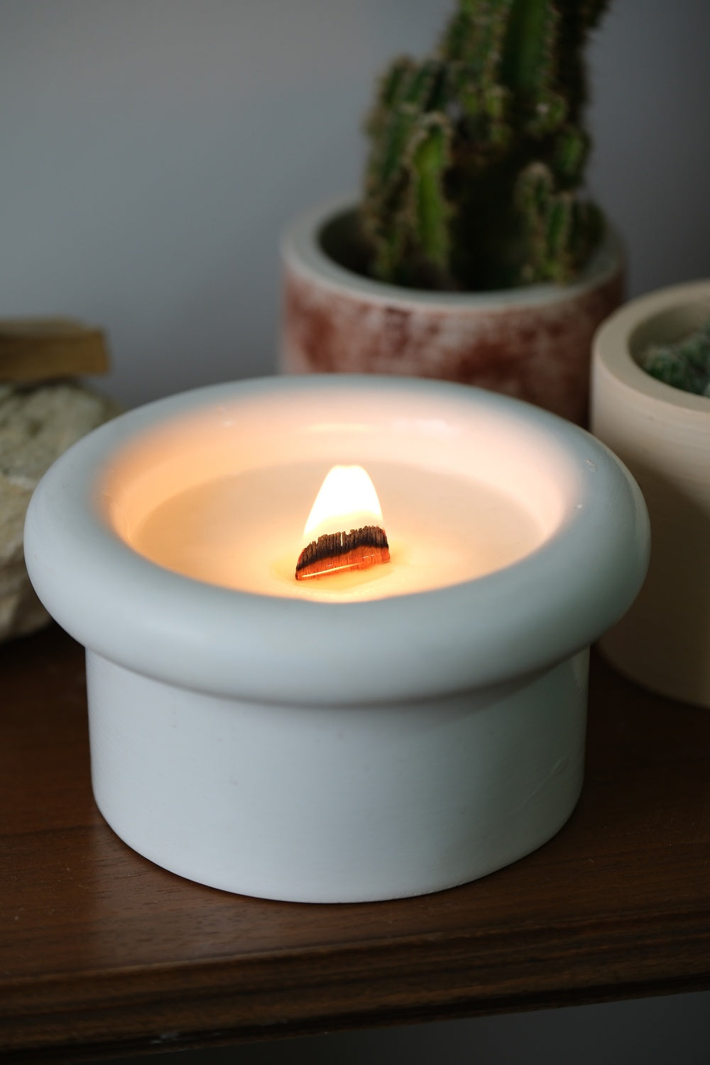 Yugatelier-Palo Santo Kokulu Beton Kap Large Soya Mum-Mum-1-roqelvaxirum.shop