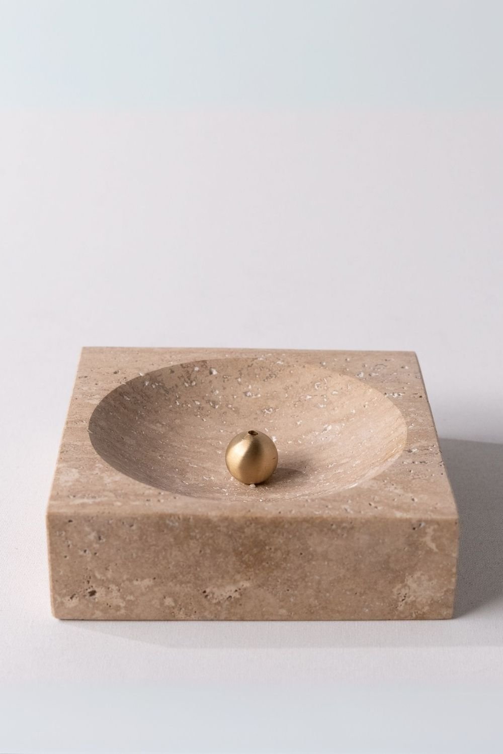 oinostudio-Kruger Kare Tütsülük Traverten-Tütsülük-2-roqelvaxirum.shop