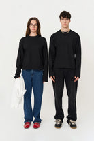 Uzun Kollu Nakışlı Oversize Siyah T-Shirt - 1