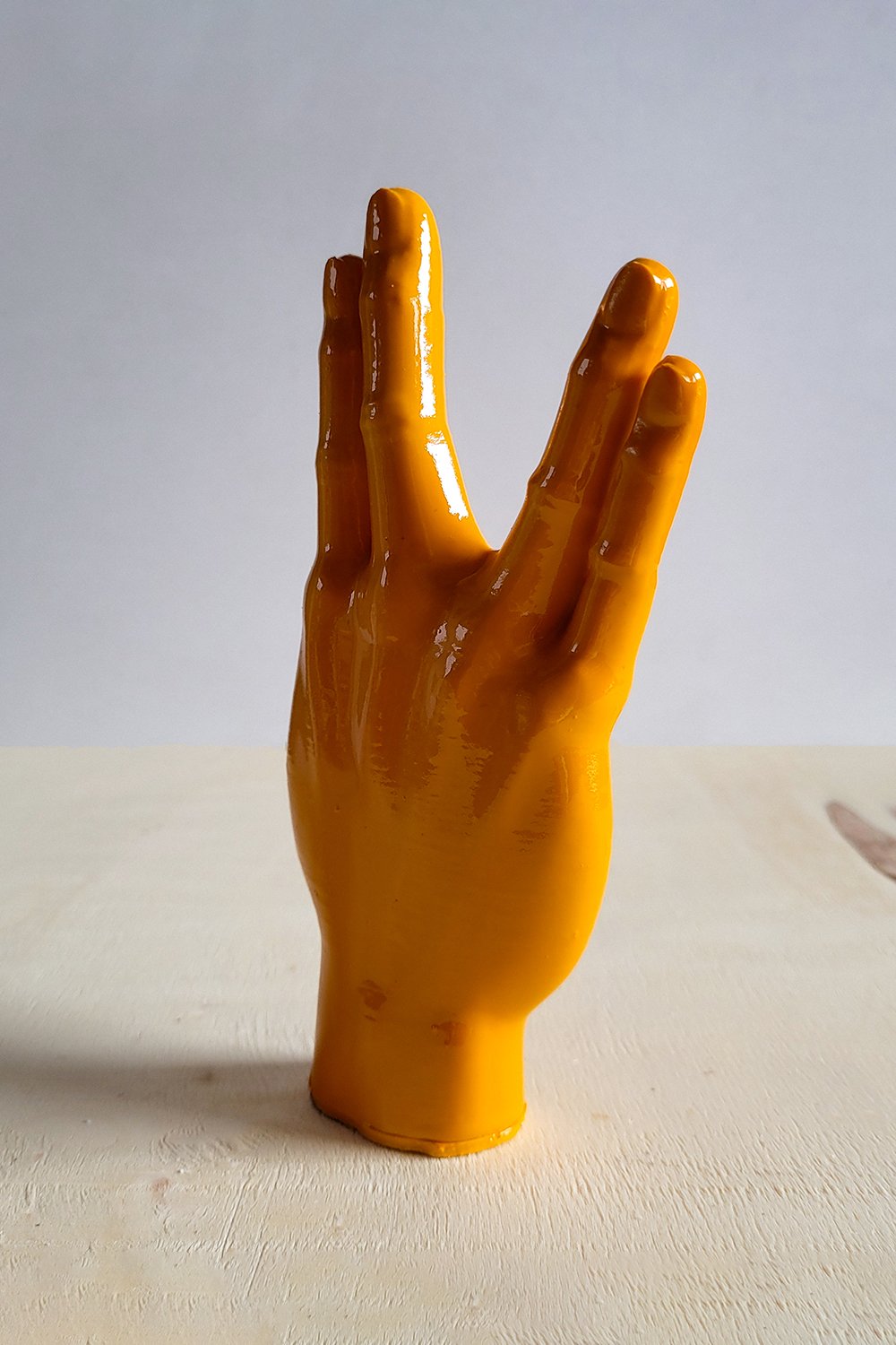Spock El Figürü | Koyu Sarı - 3