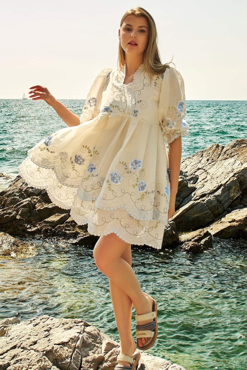 Mavi Çiçek Nakışlı Elbise Sindy - 4