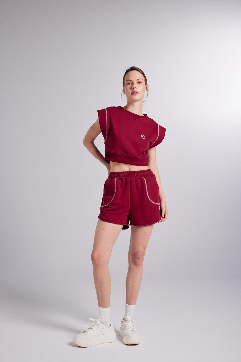 Beli Lastikli Kontrast Dikişli Mini Rhode Şort Bordo - 3