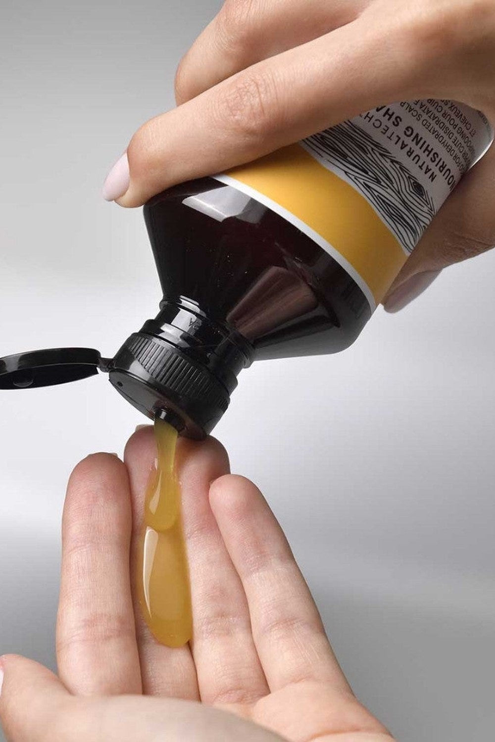 Nourishing Yıpranmış Kuru Saçlar için Şampuan 1000 ml - 1